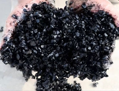 白云矿区沥青冷补料（沥青砂）的优势特点与施工流程解析